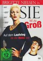 Film: Sie ist zu groß - Auf dem Laufsteg ist die...